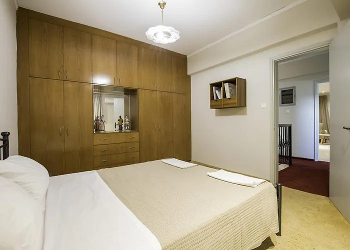 فيلة Gm Kallithies Village *