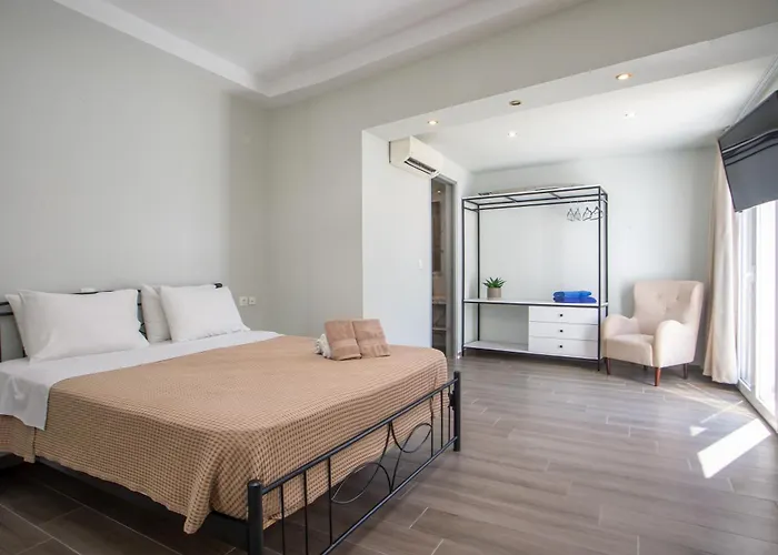 Gm Kallithies Village *